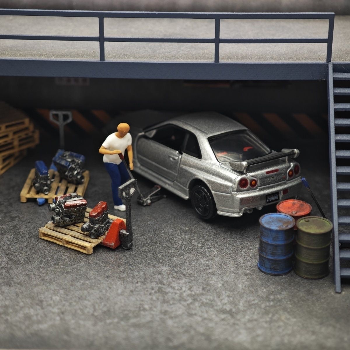 1:64 Car Model Repair Shop Sce - Car Jack review and price