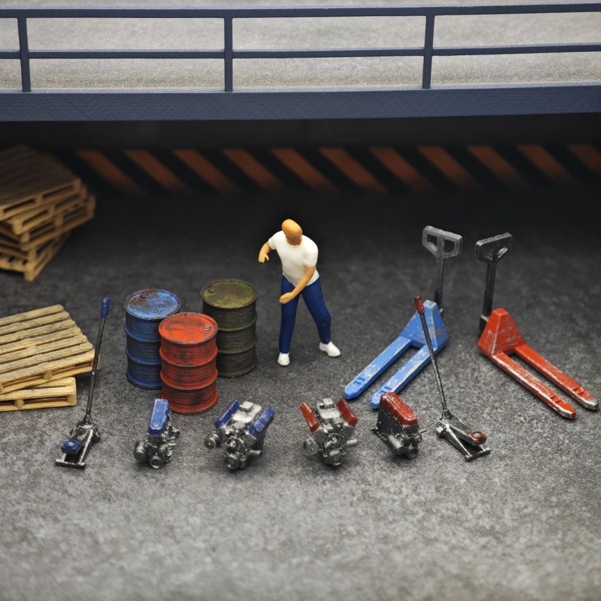 1:64 Car Model Repair Shop Sce - Car Jack review and price